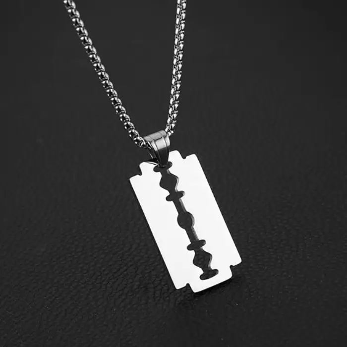 Blade pendant 0001