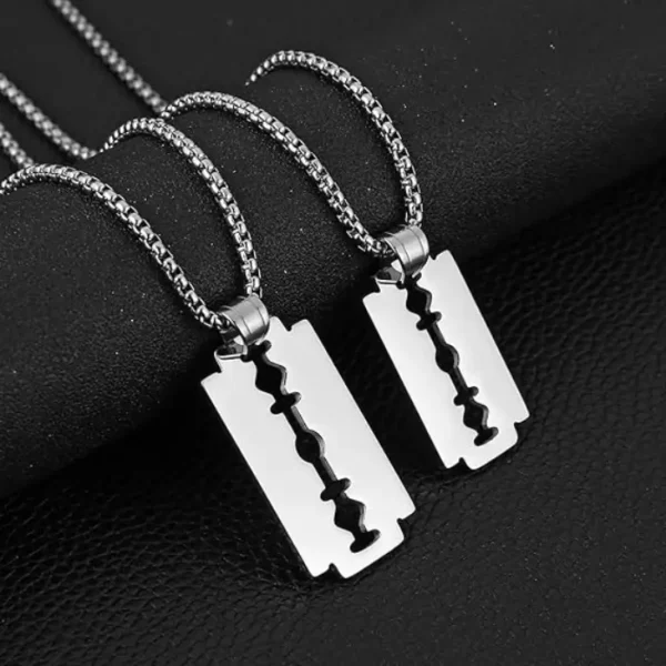 Blade pendant 0003