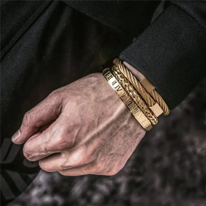 Golden Luxury Bracelet Set 0001