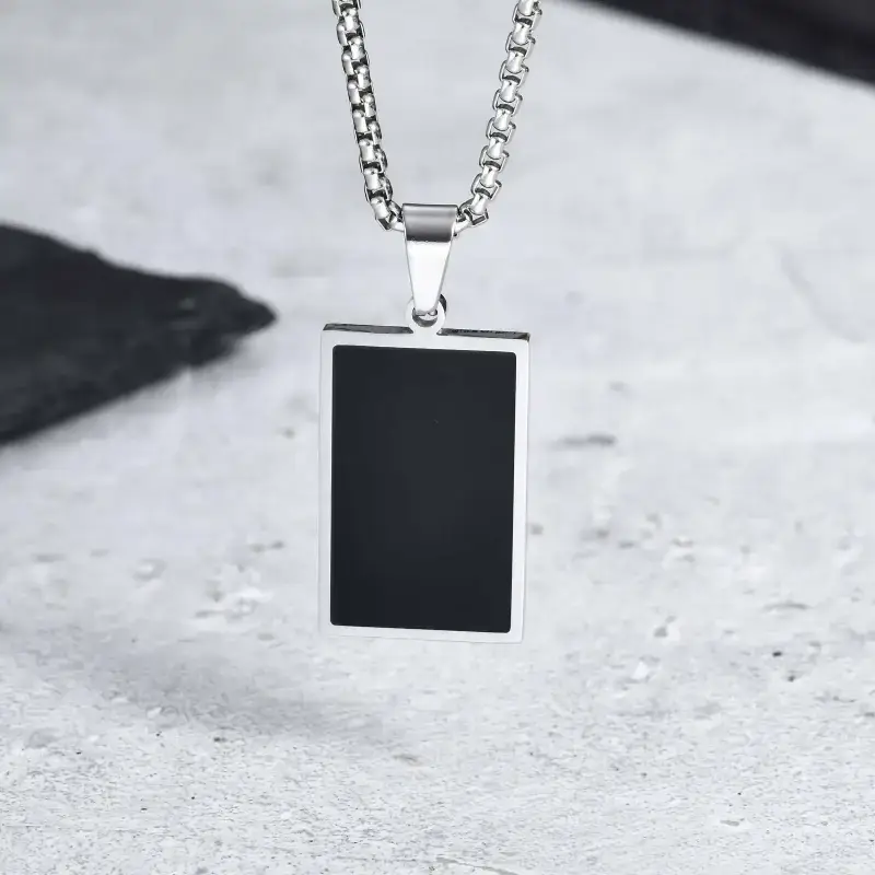 Black box Pendant 00000003