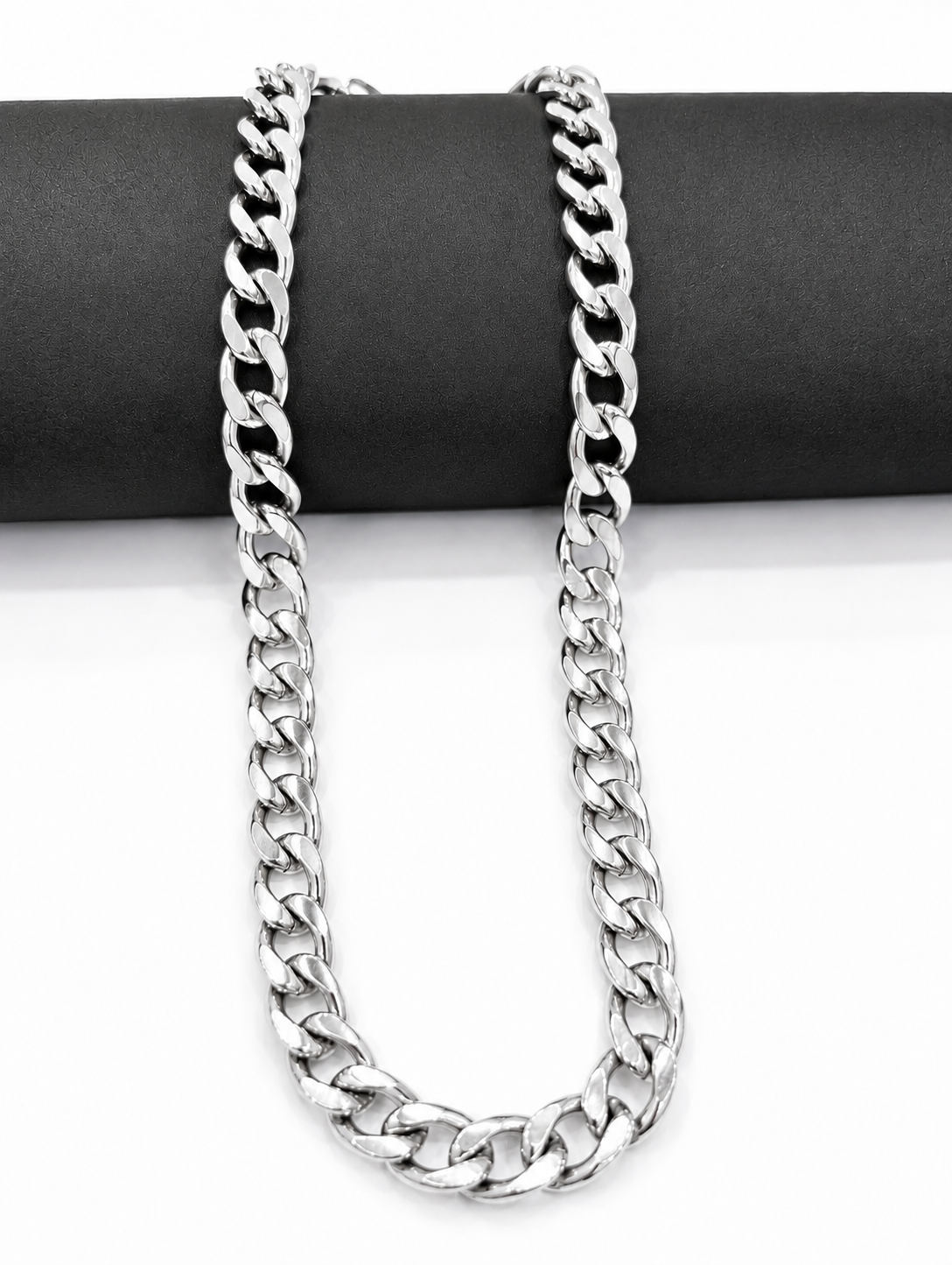 11mm Curb Neck Chain