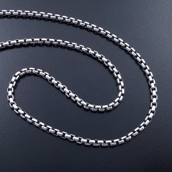 MartOx 3mm Silver Round-Cut Box Neck Chain For Men
