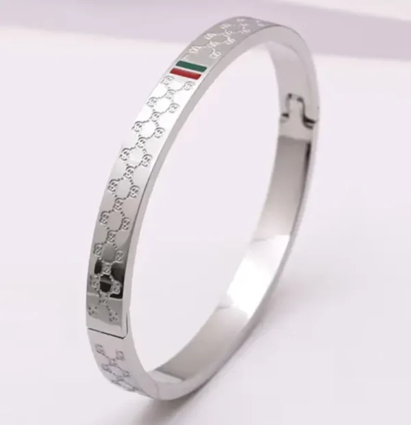 Golden Gucci Kare Bracelet 00001