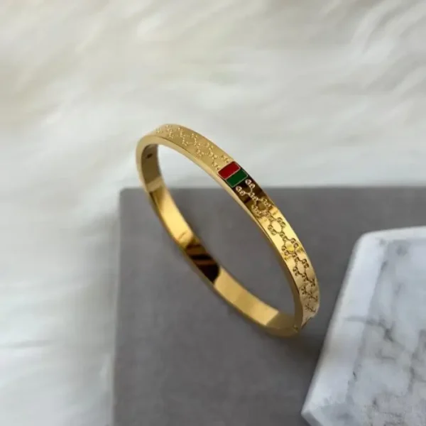 Golden Gucci Kare Bracelet 0001
