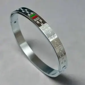 Stainless Steel Gucci Silver Cuff Bracelet For Men/Women